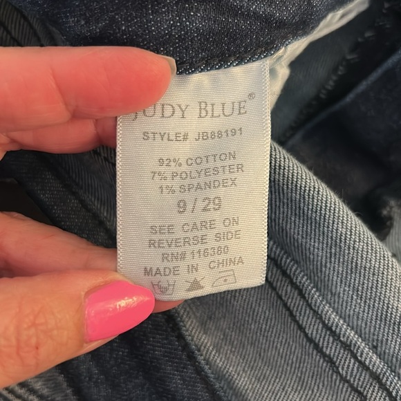 Judy Blue Relaxed Fit Raw Hem Classic Casual Skinny Jeans Size 9/29 - Picture 9 of 9